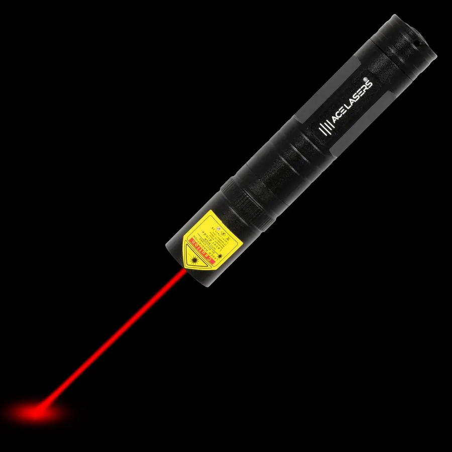 Roter Laserpointer ARP-2 Pro Mini mit sichtbarem Laserstrahl im Dunkeln